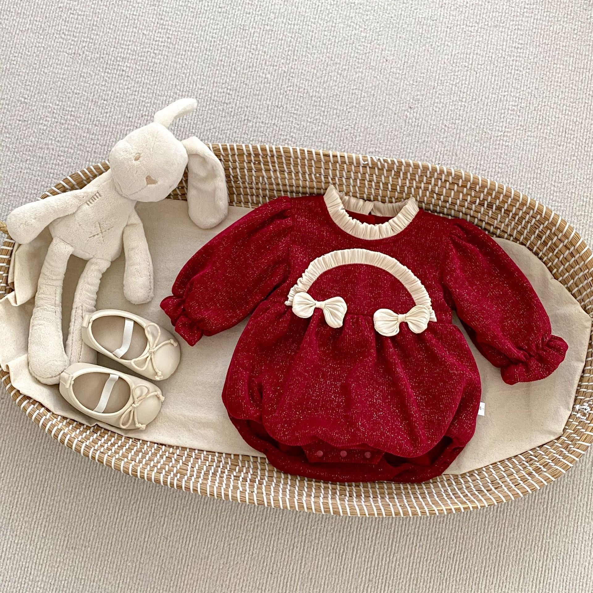 Autumn and Winter Arrival Baby Girls Long Sleeves Ruffle Neck Cozy Onesies Bodysuits-0