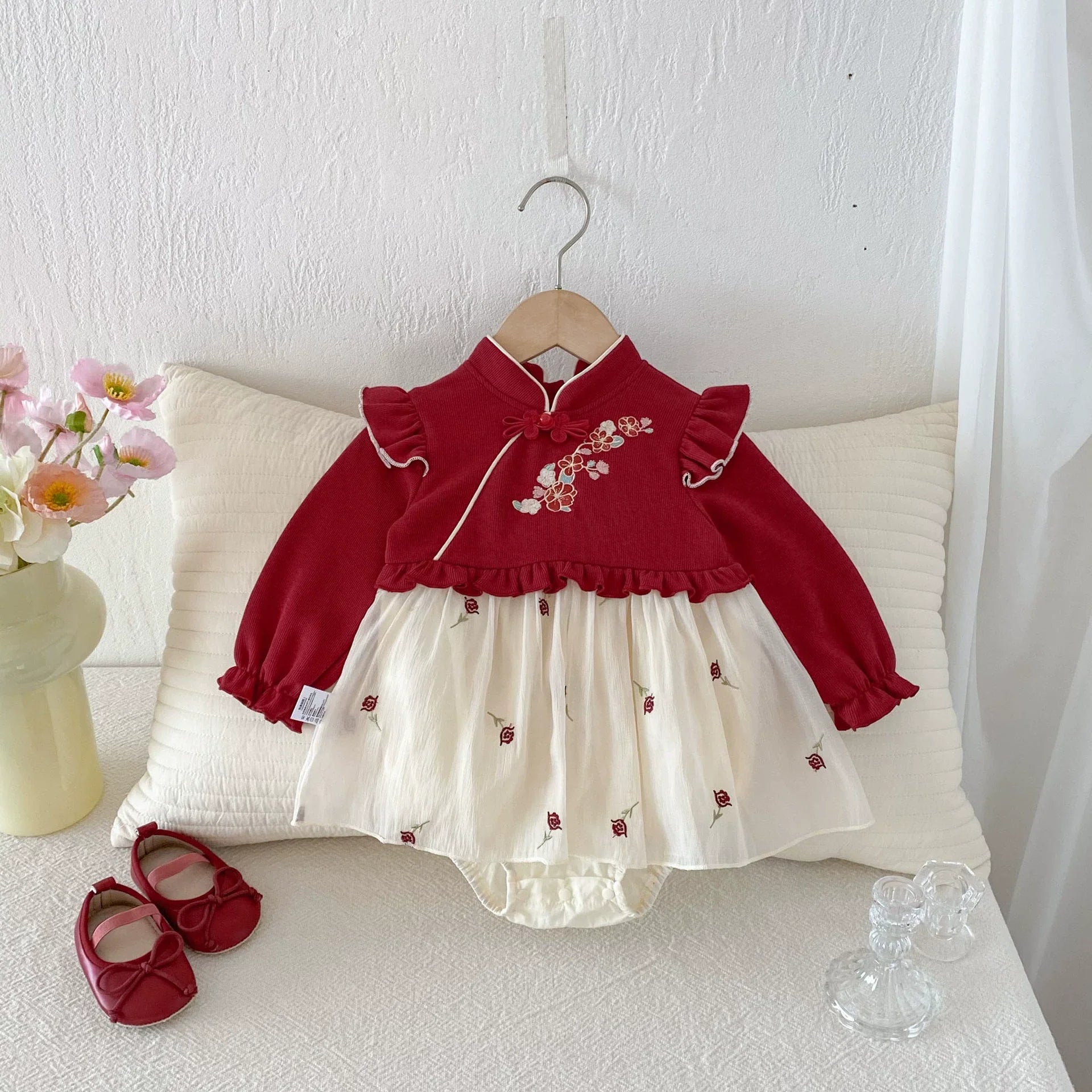 Autumn Arrival Baby Girls Long Sleeves Flowers Embroidered Pattern Color Patchwork Onesies-1