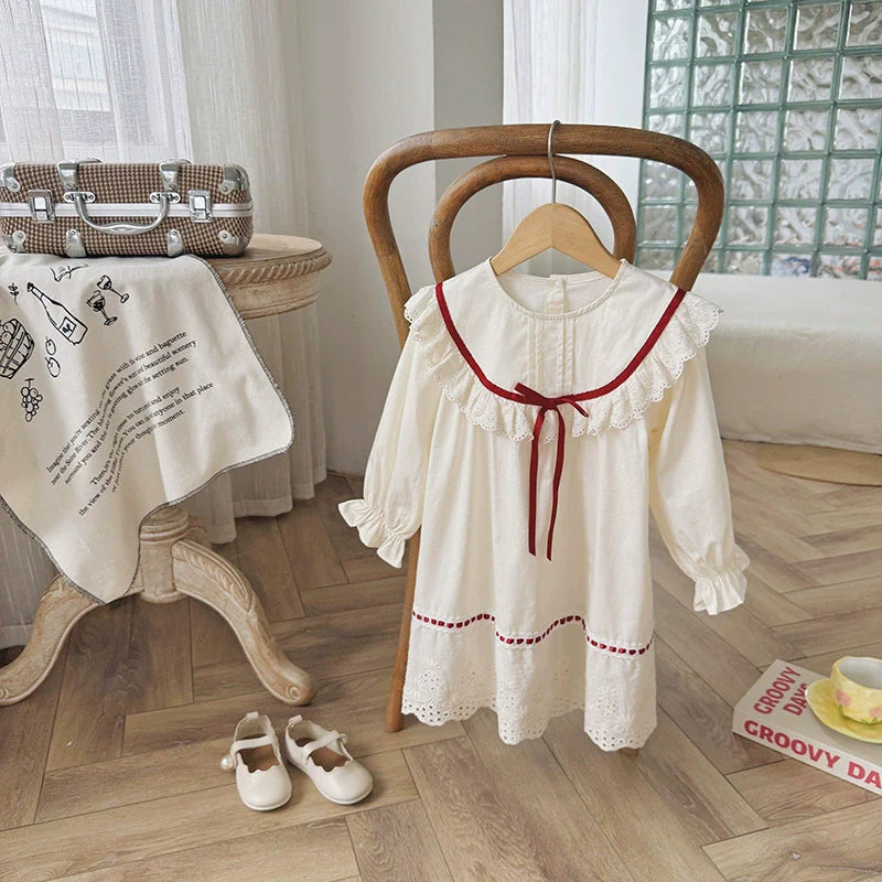 Arrival Autumn Girls Flowers Embroidery Pattern Long Sleeves Lace Trim Dress-1
