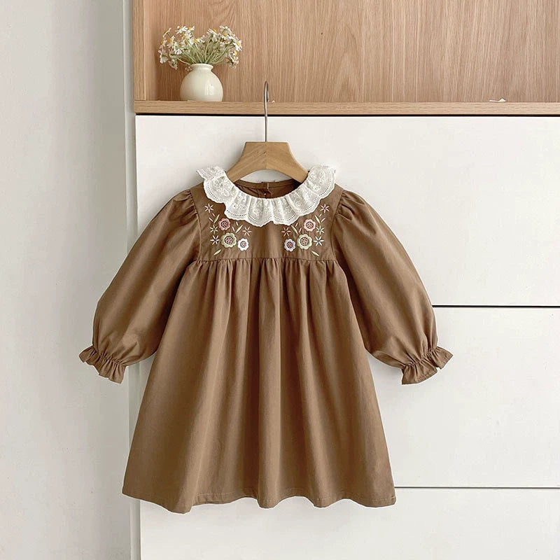 Arrival Autumn Girls Flowers Embroidery Pattern Long Sleeves Dress with Collar-3
