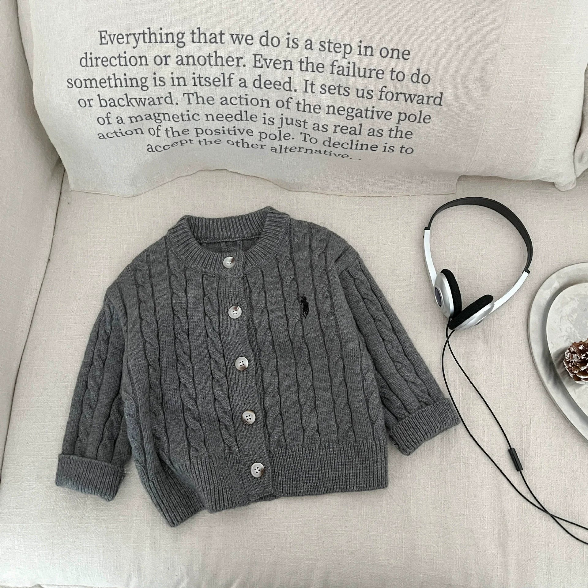 Autumn Arrival Baby Kids Unisex Comfortable Jacquard Pattern Knitted Long Sleeves Cardigan-2
