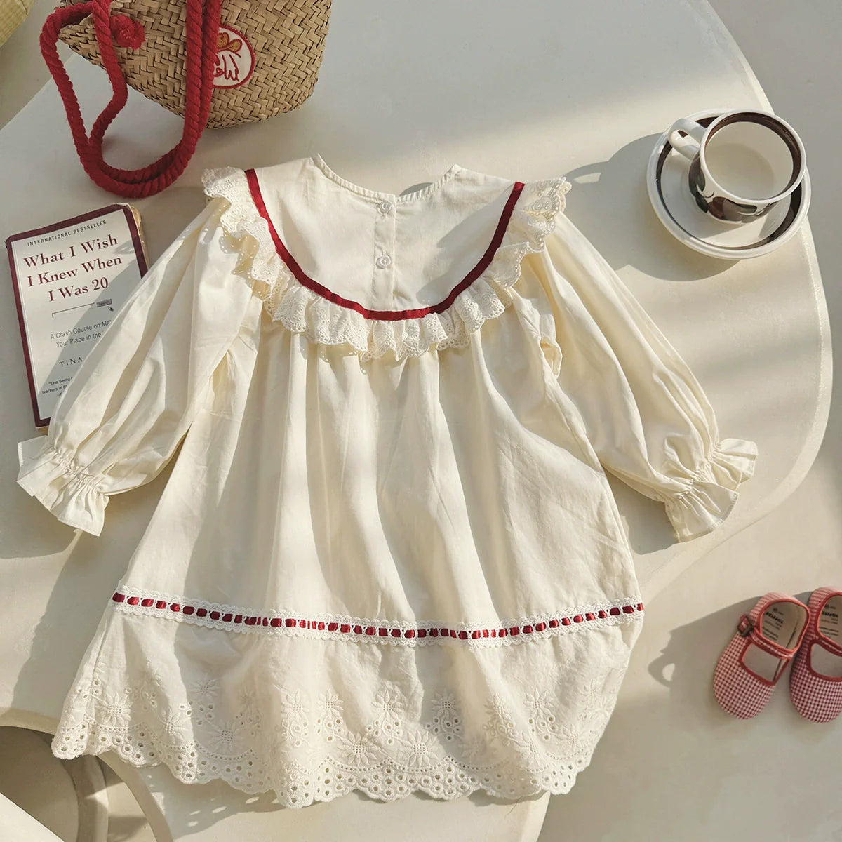 Arrival Autumn Girls Flowers Embroidery Pattern Long Sleeves Lace Trim Dress-3