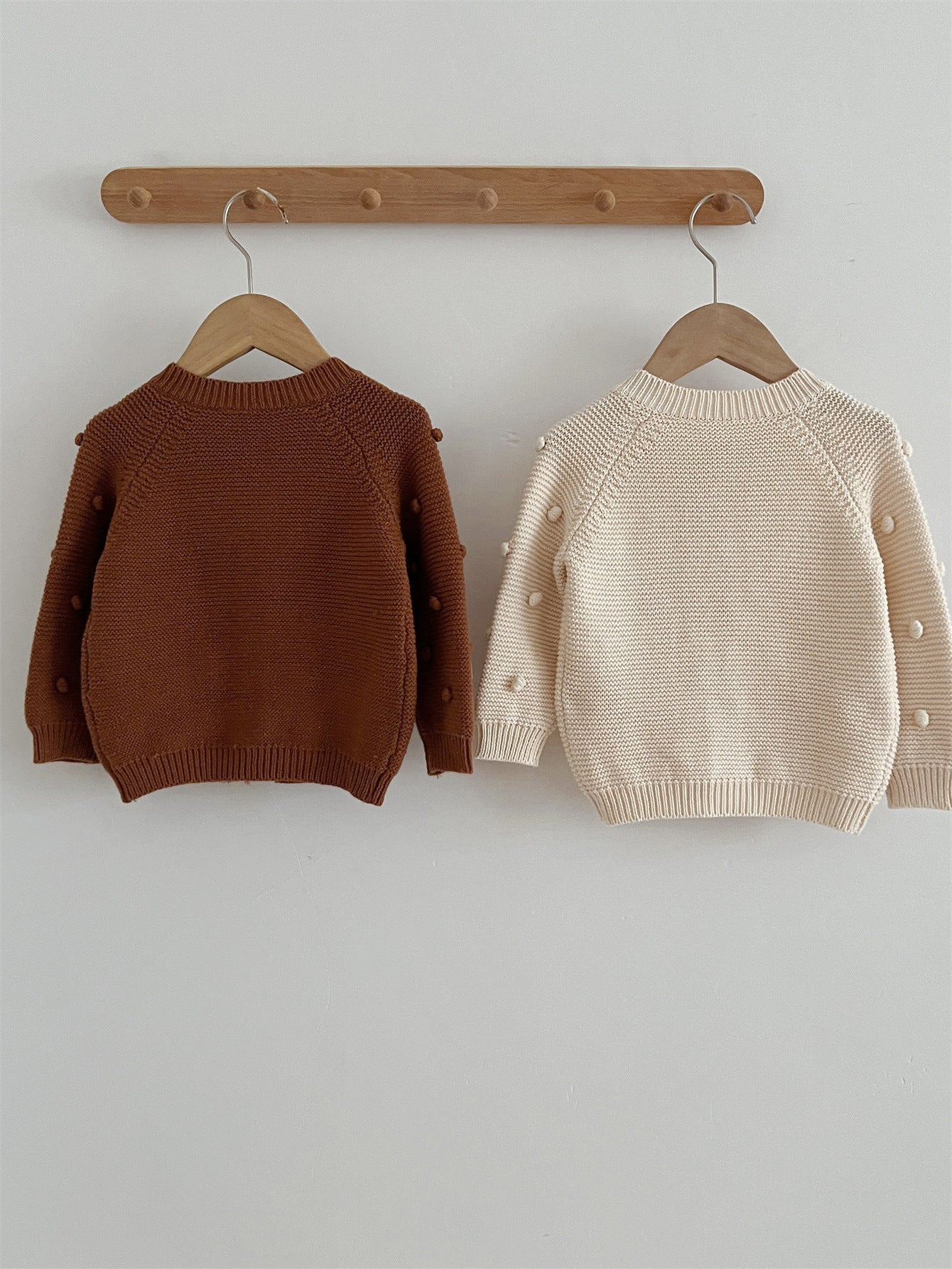 Autumn Arrival Baby Kids Unisex Comfortable 3D Dots Tiny Balls Pattern Knitted Long Sleeves Cardigan-4