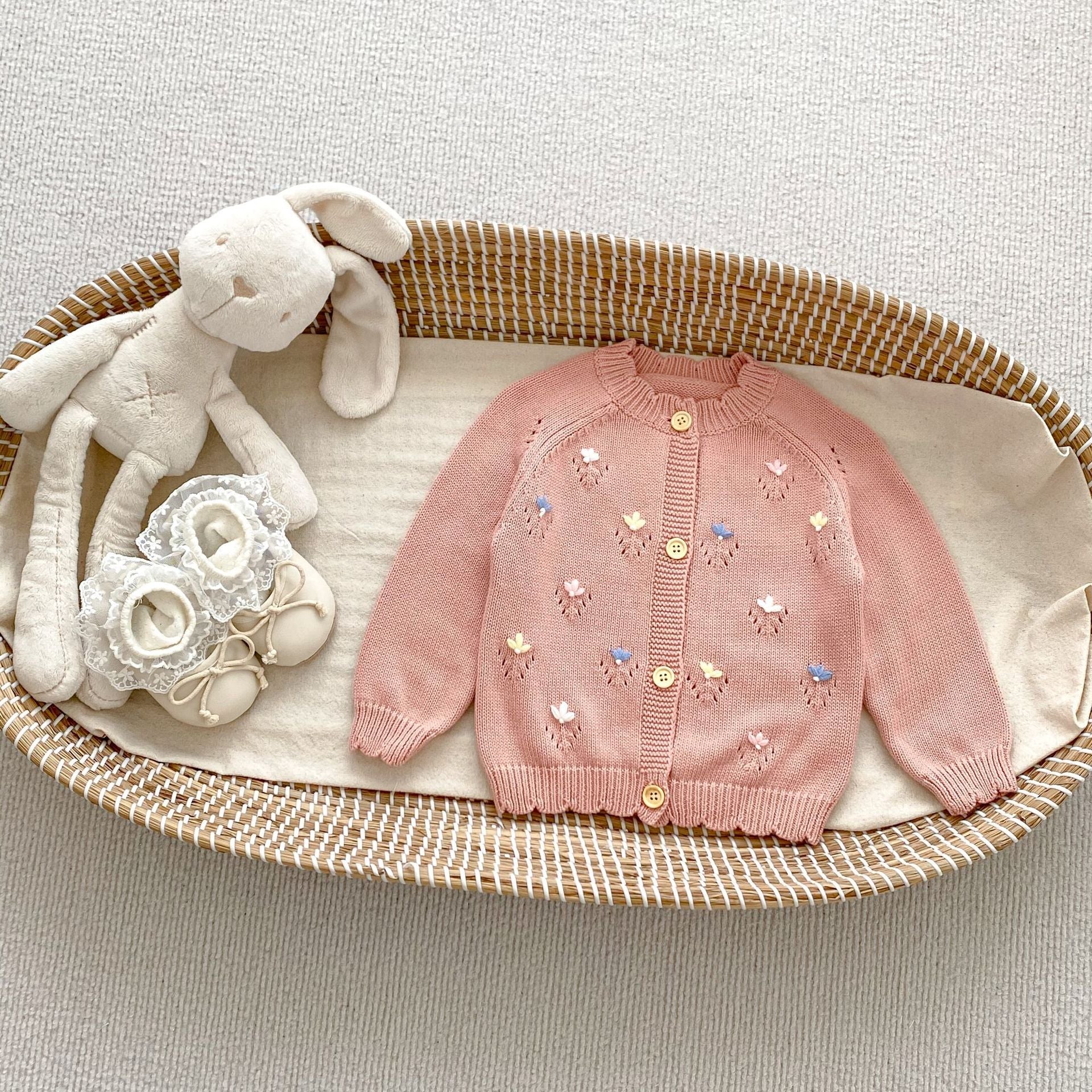 Arrival Baby Girls Comfortable Floral Embroidery Pattern Knitted Long Sleeves Cardigan-1
