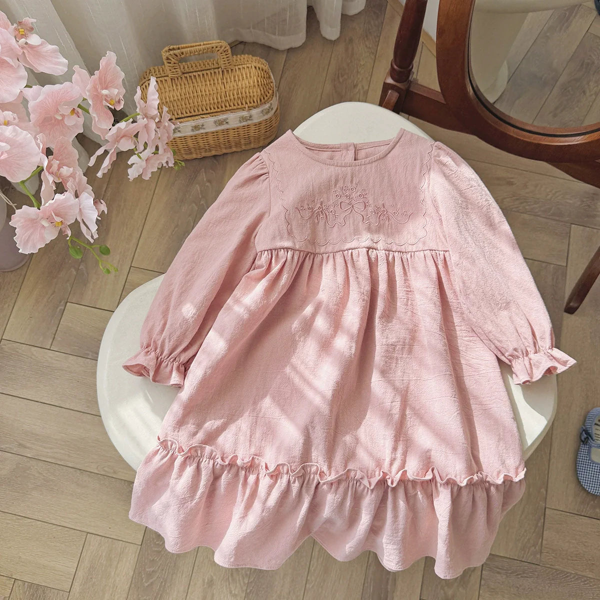 Arrival Autumn Girls Flowers and Butterfly-bow Embroidery Pattern Long Sleeves Crew Neck Dress-2
