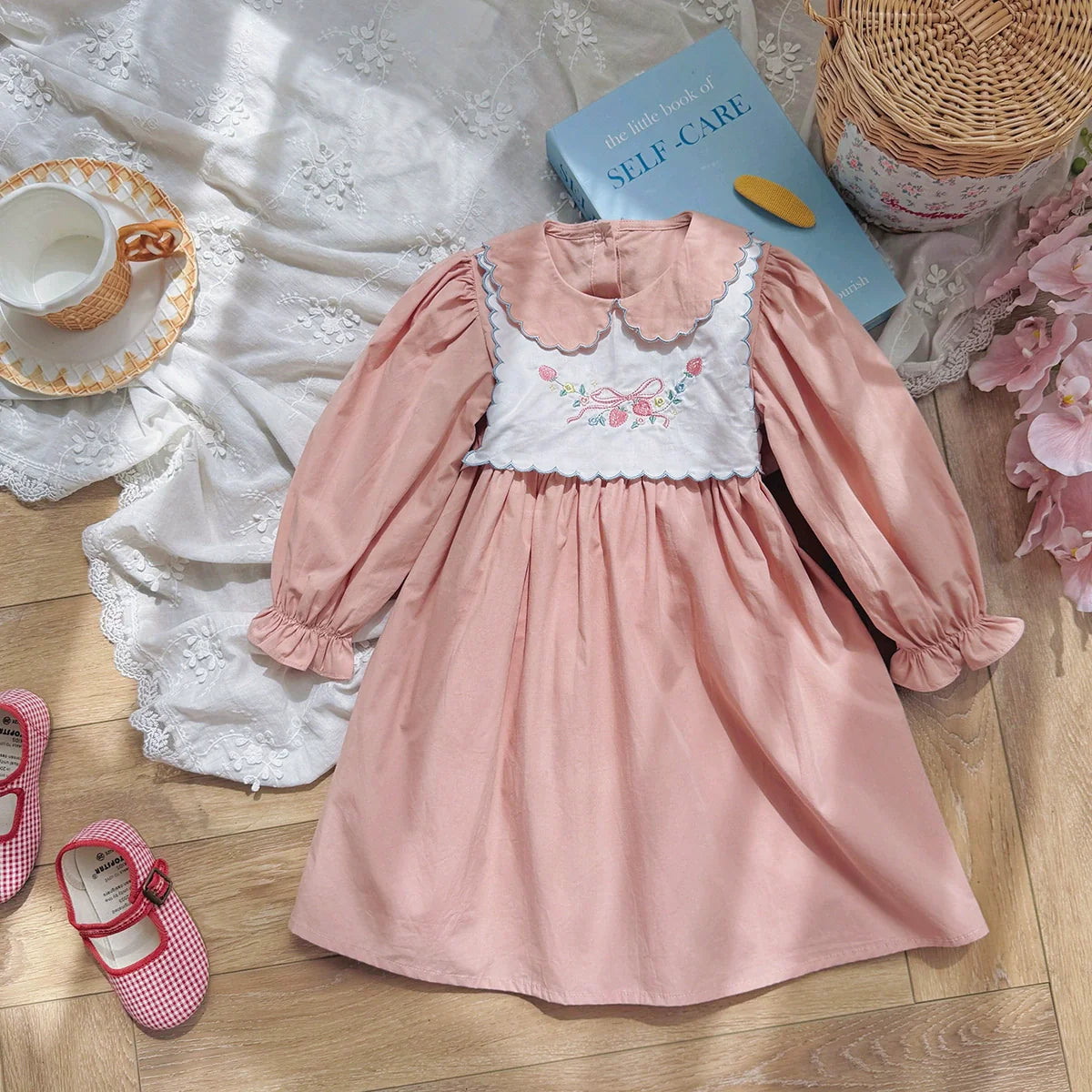 Arrival Autumn Girls Butterfly-bow and Strawberry Embroidery Pattern Long Sleeves Dress-3