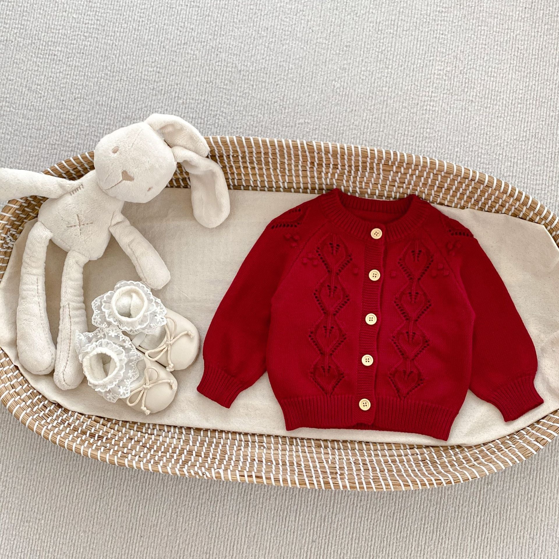 Arrival Autumn Baby Girls Geometric Hollow-out Pattern Long Sleeves Cardigan and Strap Onesies – Knitted Clothing Set-1