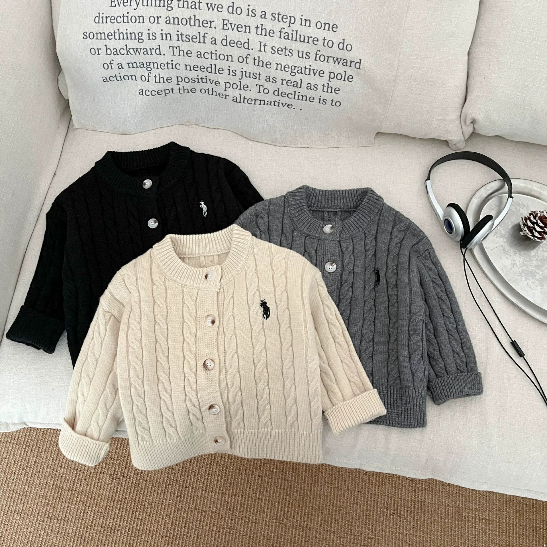 Autumn Arrival Baby Kids Unisex Comfortable Jacquard Pattern Knitted Long Sleeves Cardigan-0