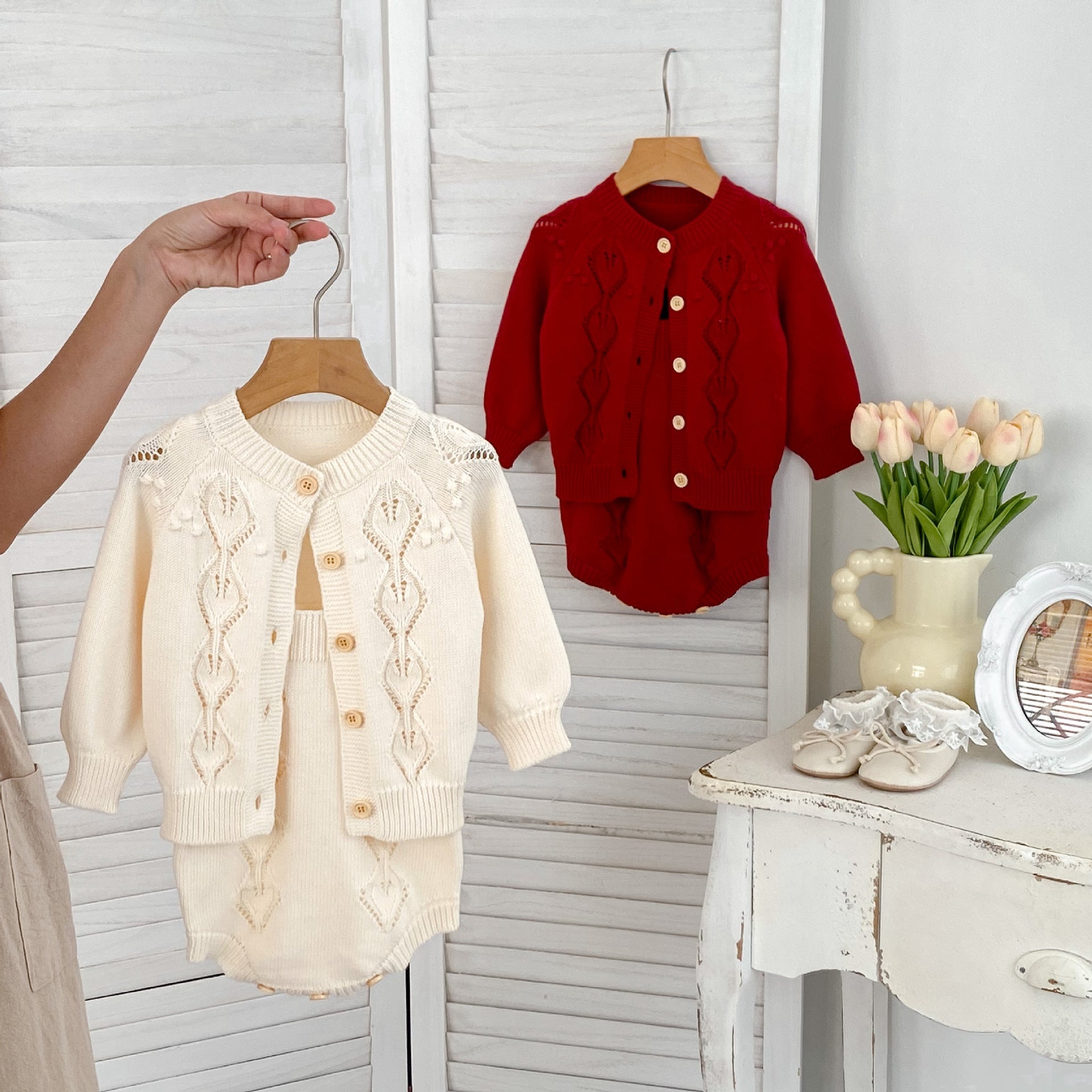 Arrival Autumn Baby Girls Geometric Hollow-out Pattern Long Sleeves Cardigan and Strap Onesies – Knitted Clothing Set-0